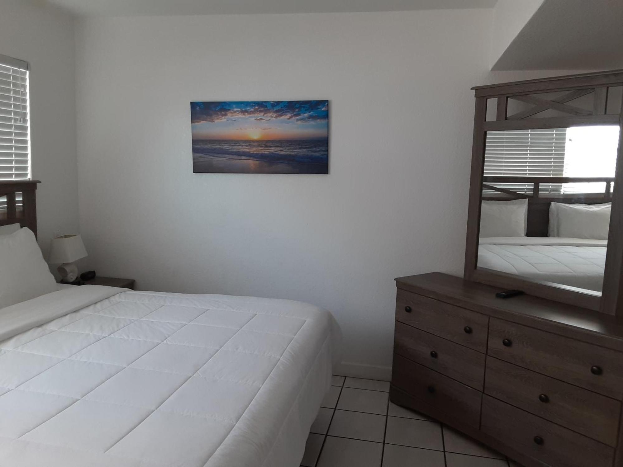 Sandalwood Beach Resort North Redington Beach المظهر الخارجي الصورة